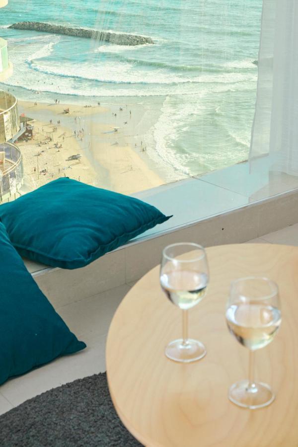 Апартаменты Sunny Sea View Studio Herzliya Экстерьер фото