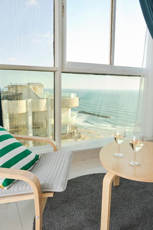 Апартаменты Sunny Sea View Studio Herzliya Экстерьер фото