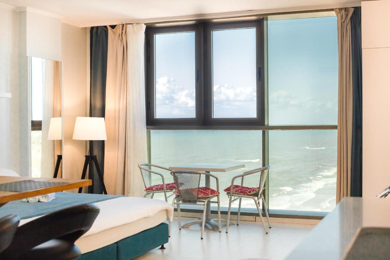 Апартаменты Sunny Sea View Studio Herzliya Экстерьер фото