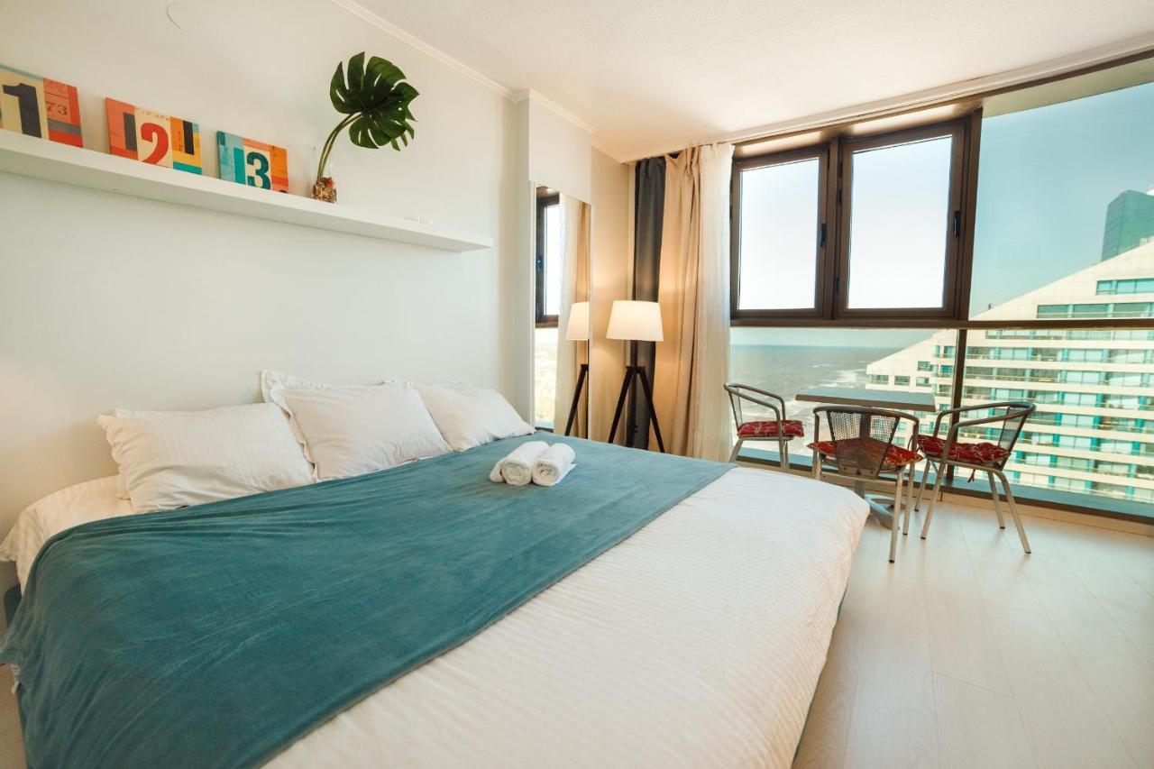 Апартаменты Sunny Sea View Studio Herzliya Экстерьер фото