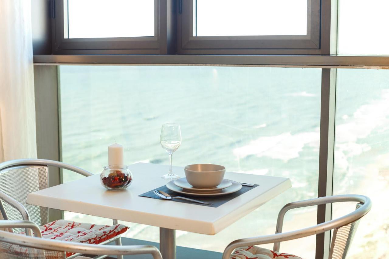 Апартаменты Sunny Sea View Studio Herzliya Экстерьер фото