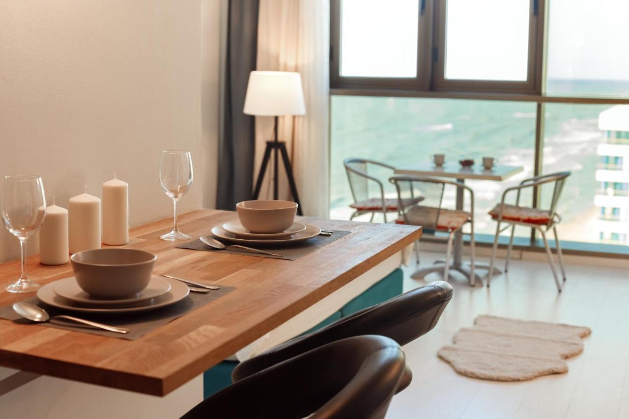 Апартаменты Sunny Sea View Studio Herzliya Экстерьер фото