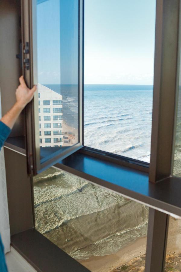 Апартаменты Sunny Sea View Studio Herzliya Экстерьер фото